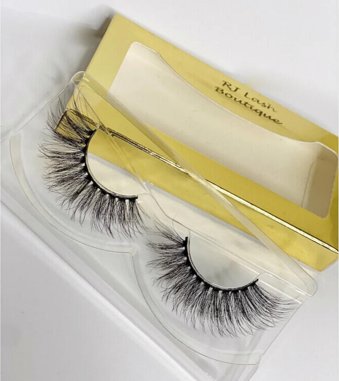 False Lashes - Mia