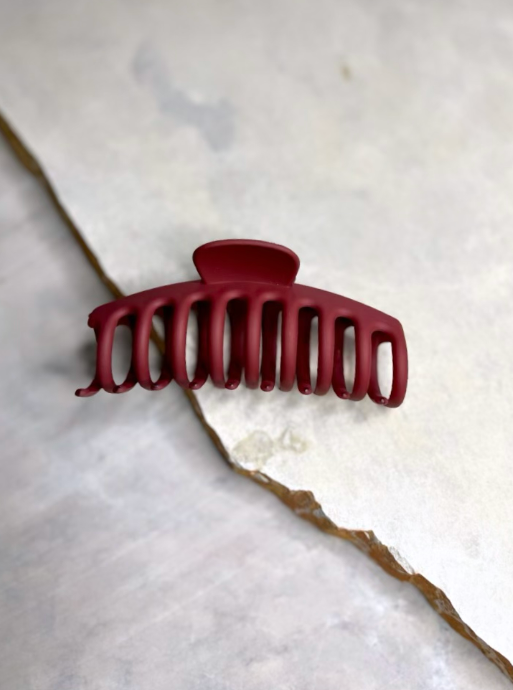 Vanessa Hair Claw - Burgundy