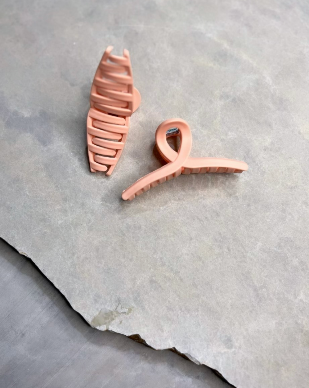 Sally Hair Claw - Peach