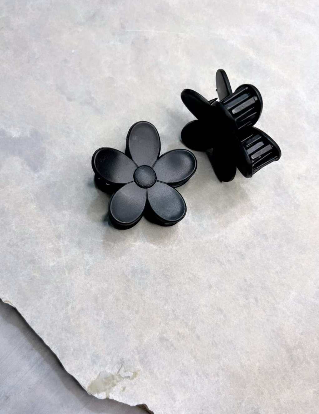 Poise Hair Claw - Black