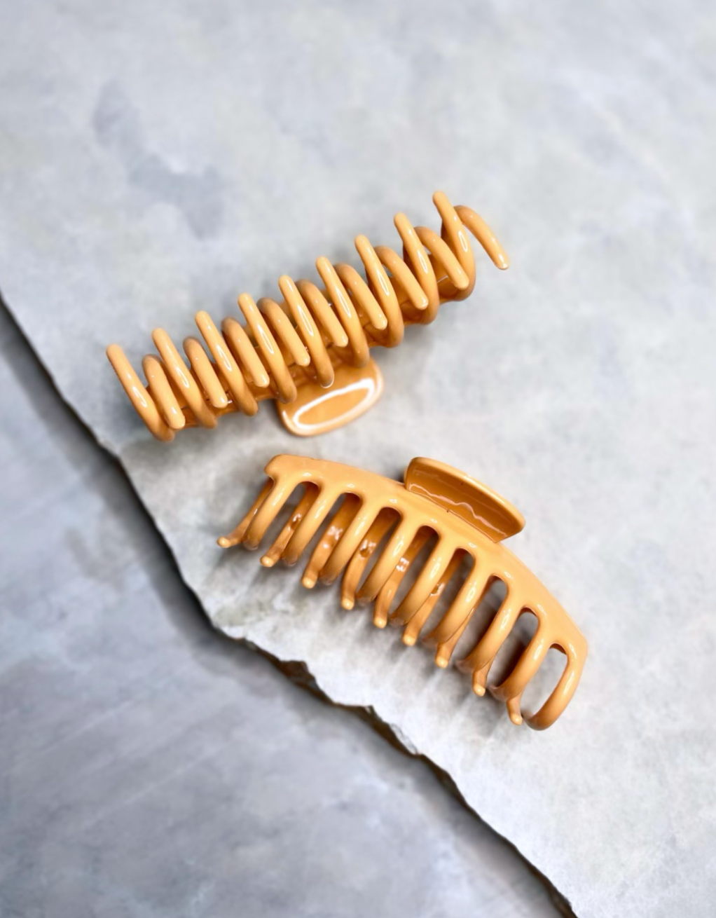 Vanessa Hair Claw - Peach